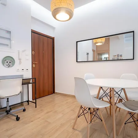 Athens Central Train Station Flat For 4 Persons Exterior photo